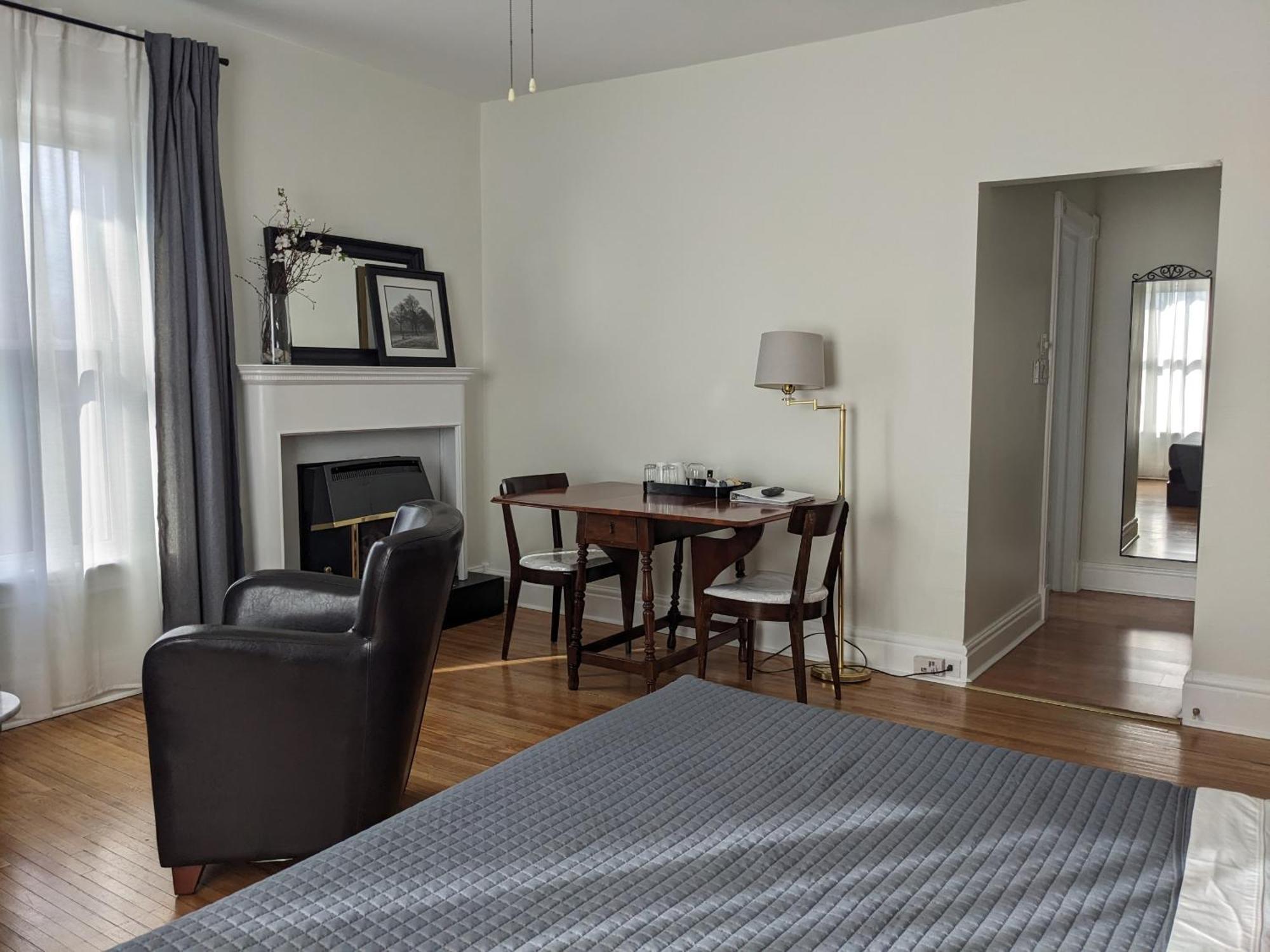 Colborne Bed And Breakfast Goderich Zimmer foto