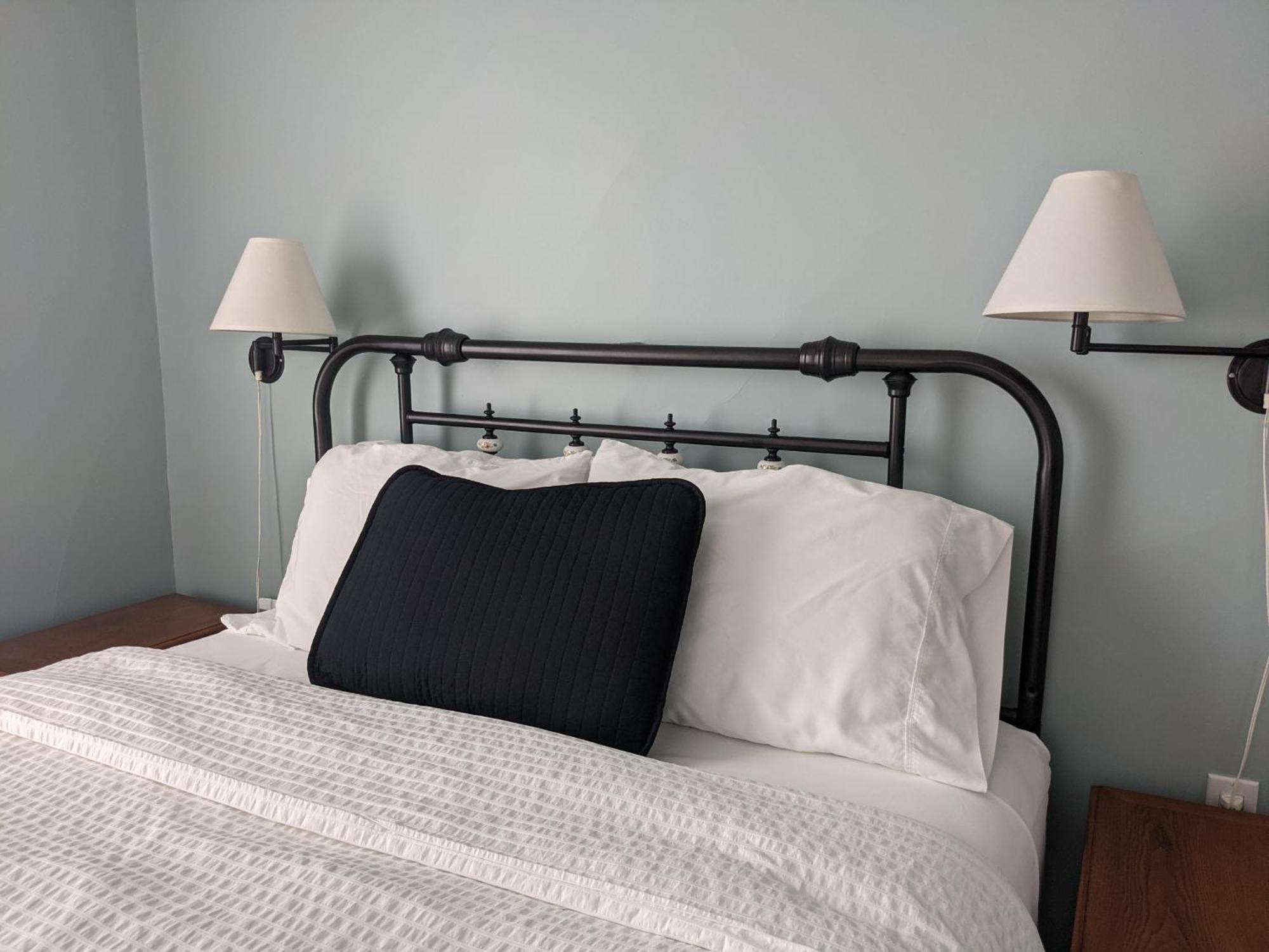 Colborne Bed And Breakfast Goderich Zimmer foto